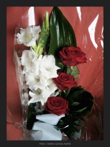 Flowers I got for Outi. She always was elegantly dress, mainly in black and white with a touch of red present. 